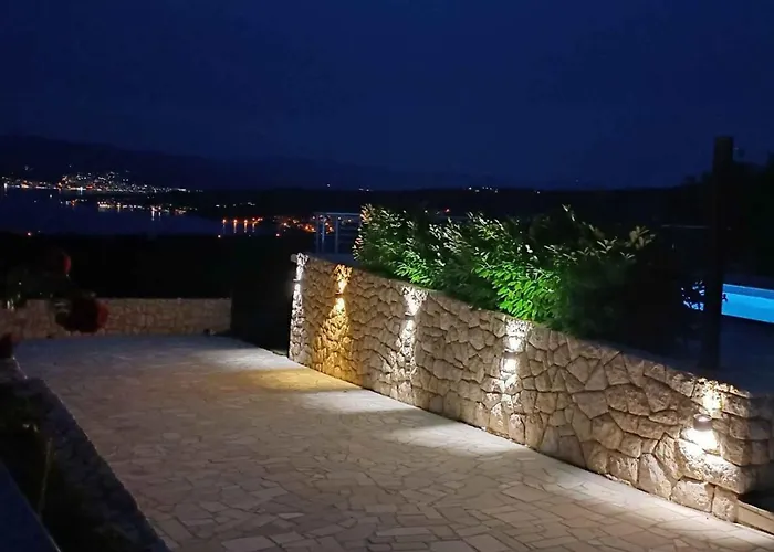 Apartments In Cizici/Insel Krk 31083